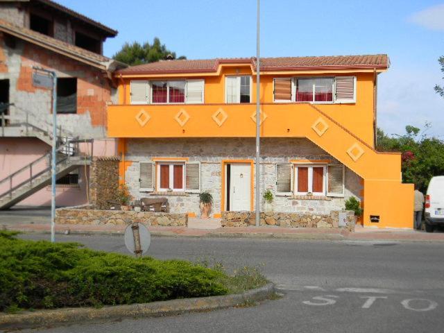 B&B Il Girasole 산타나아레시 외부 사진