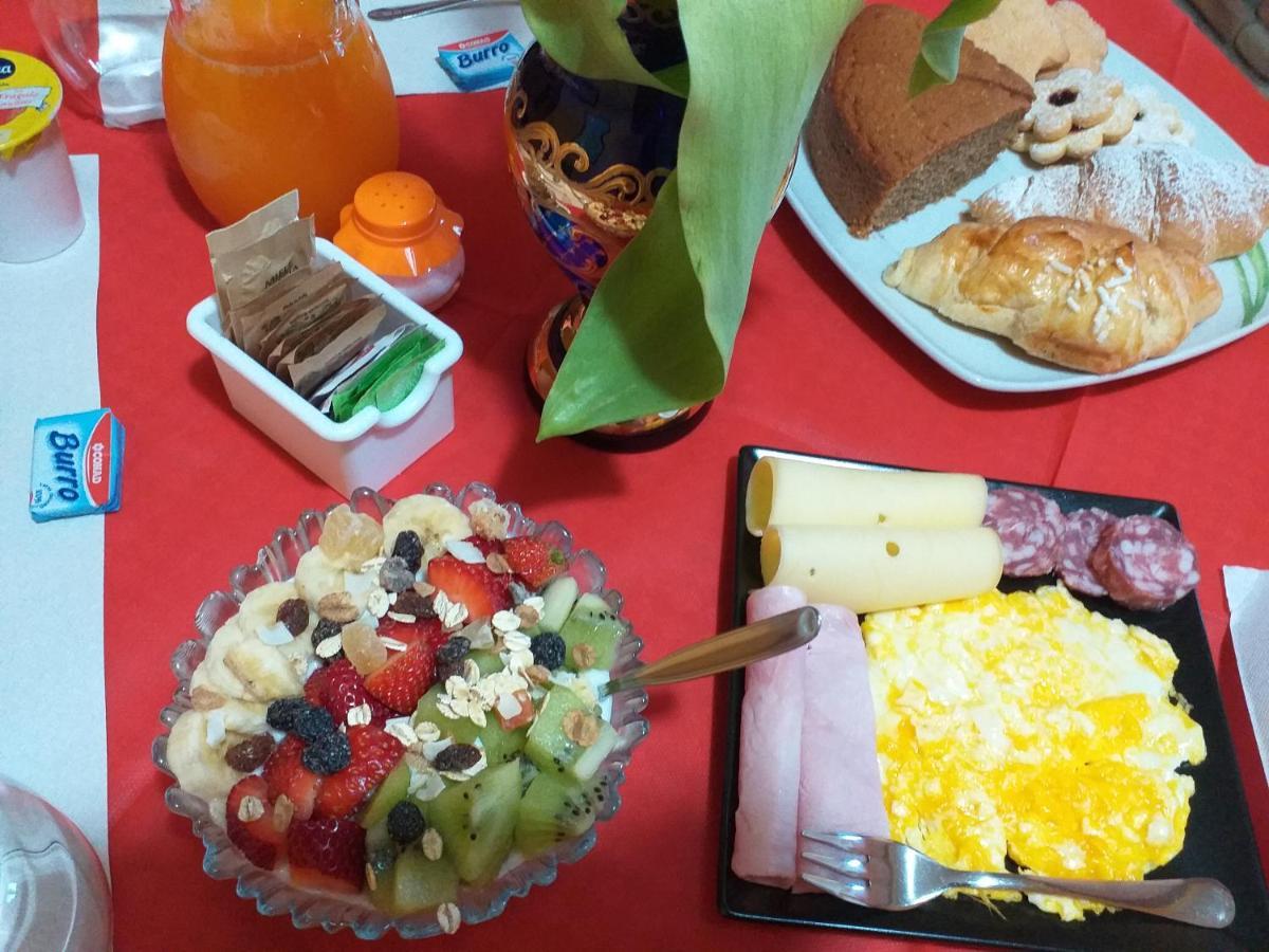 B&B Il Girasole 산타나아레시 외부 사진