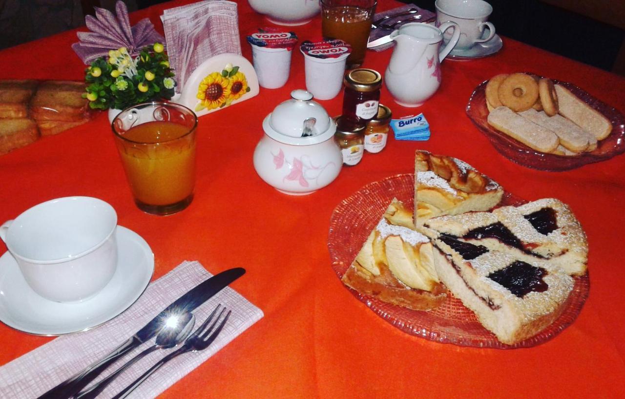 B&B Il Girasole 산타나아레시 외부 사진