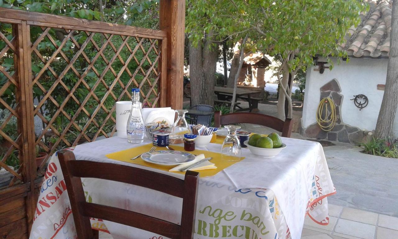 B&B Il Girasole 산타나아레시 외부 사진