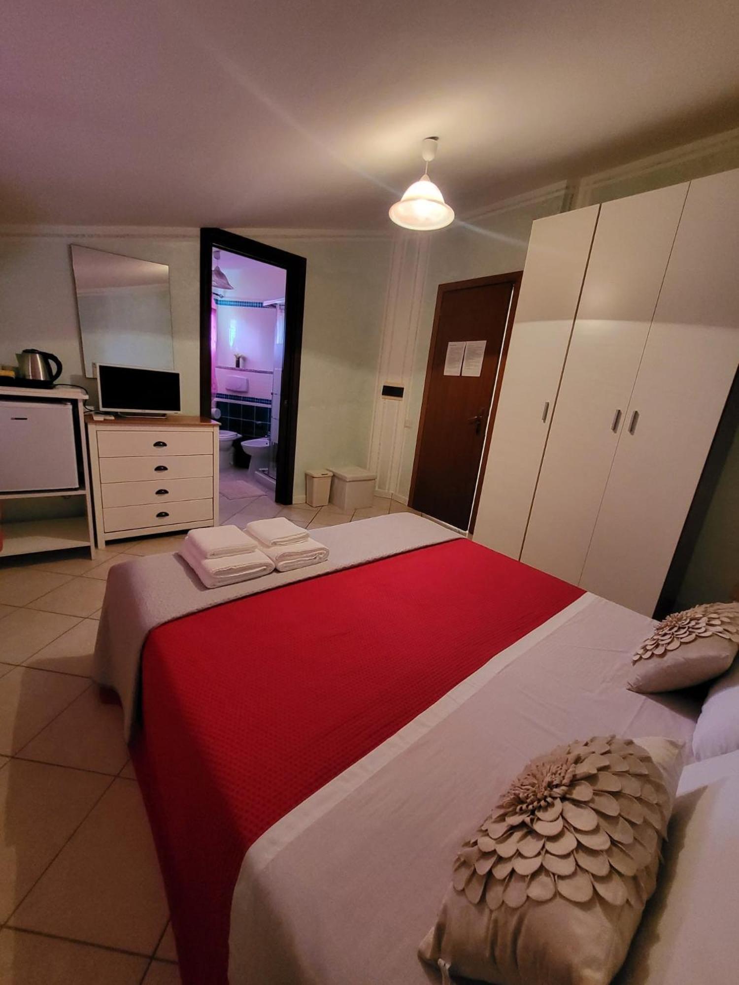 B&B Il Girasole 산타나아레시 외부 사진
