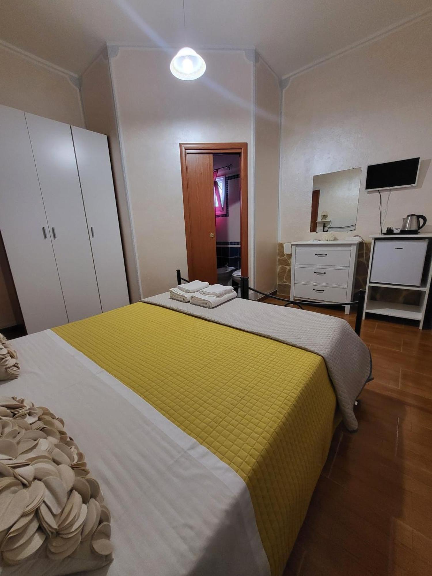 B&B Il Girasole 산타나아레시 외부 사진