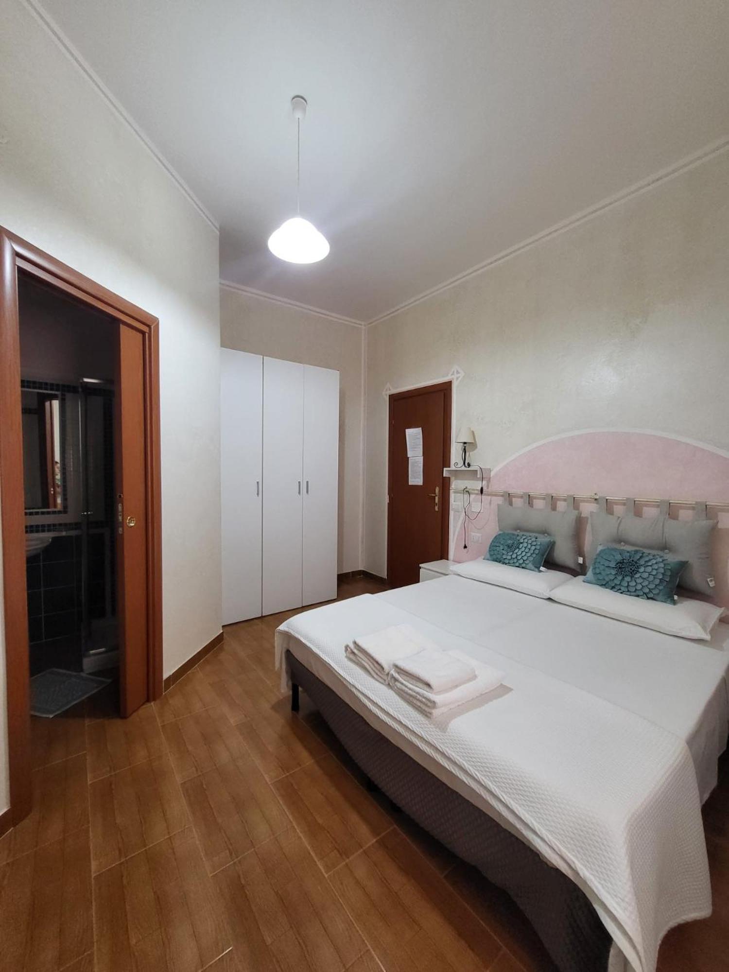 B&B Il Girasole 산타나아레시 외부 사진